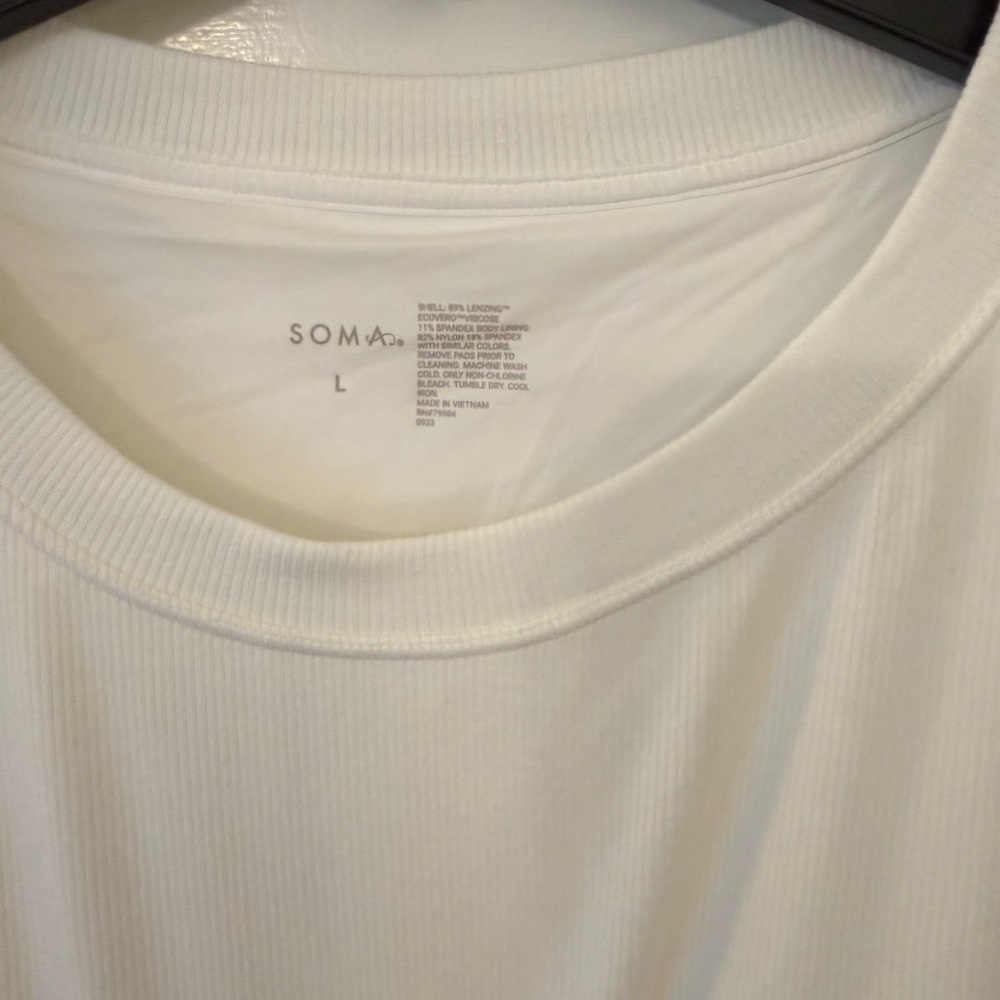 Soma Classic White Women's Top - Picture 2 of 4